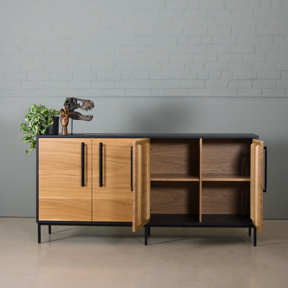 Oak Sideboard, Vue