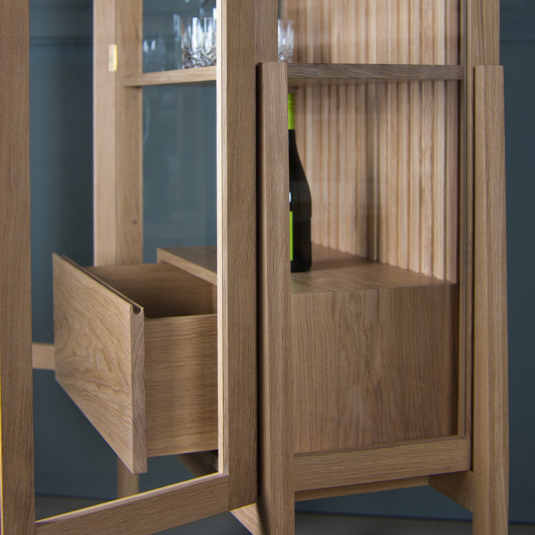 Oak Display Cabinet, Neko