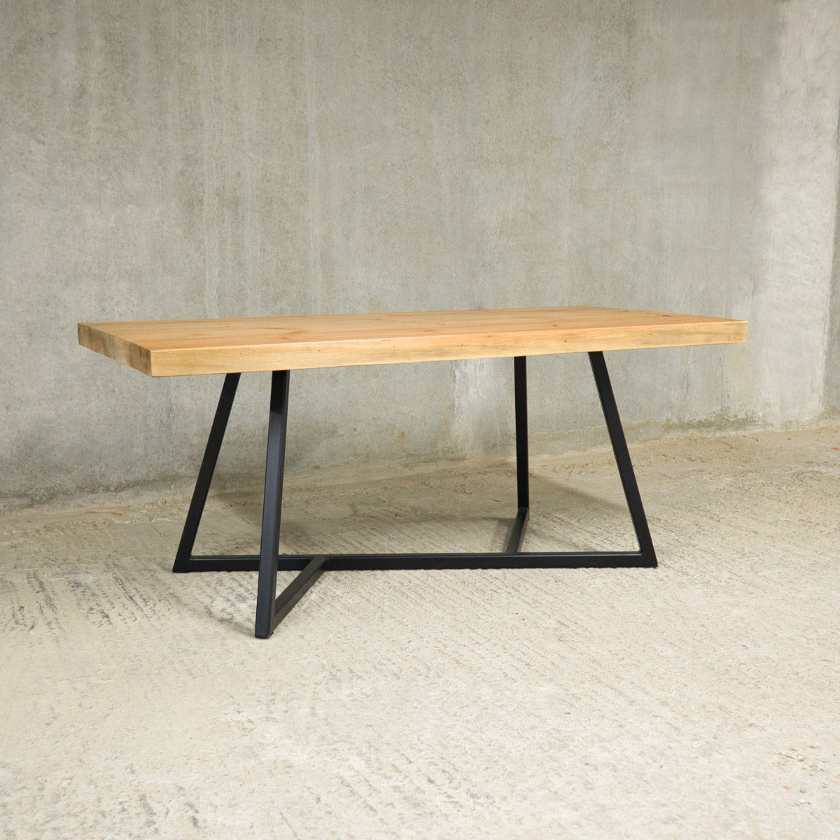 Solid Wood Kitchen Table, Pipa