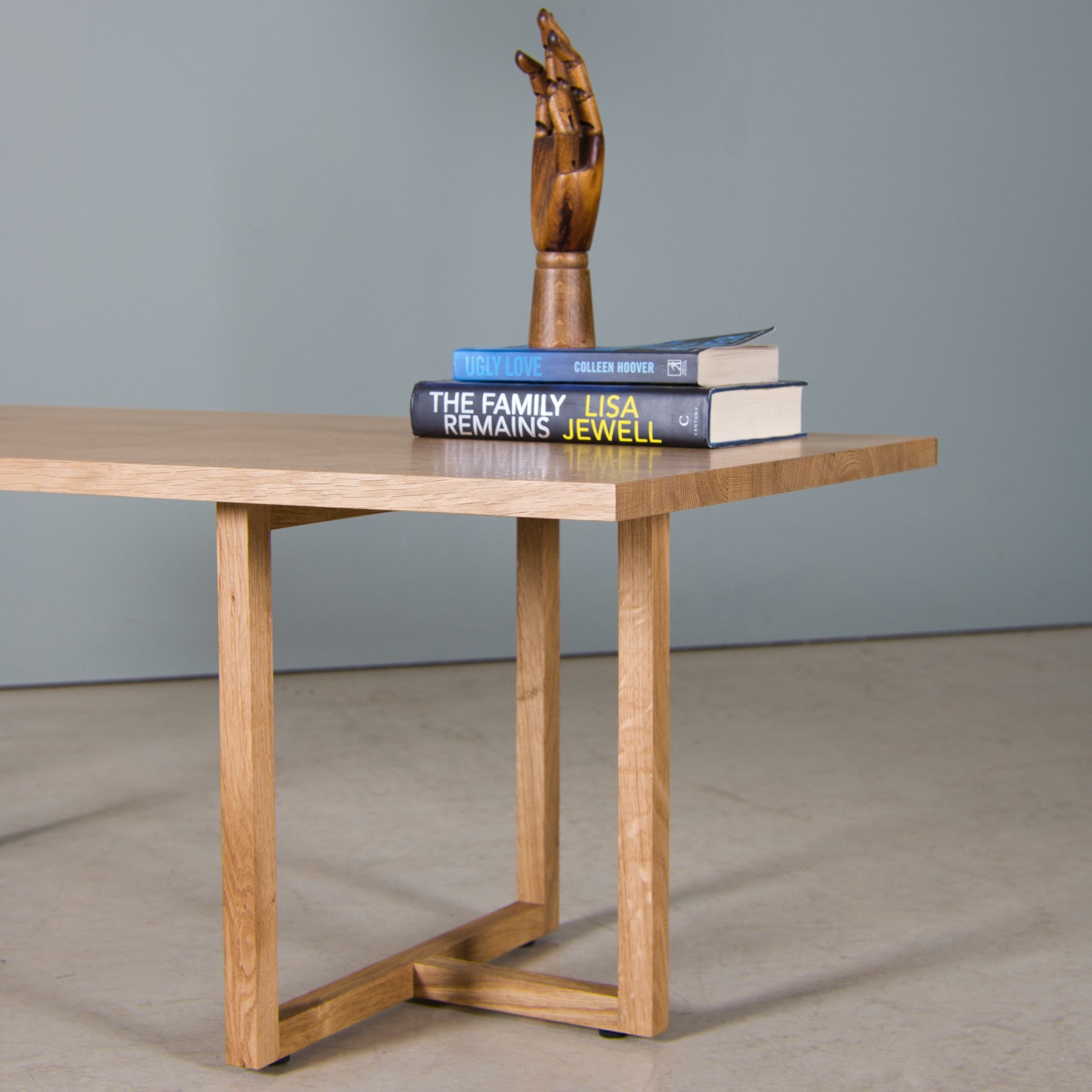 Oak Coffee Table, Essa