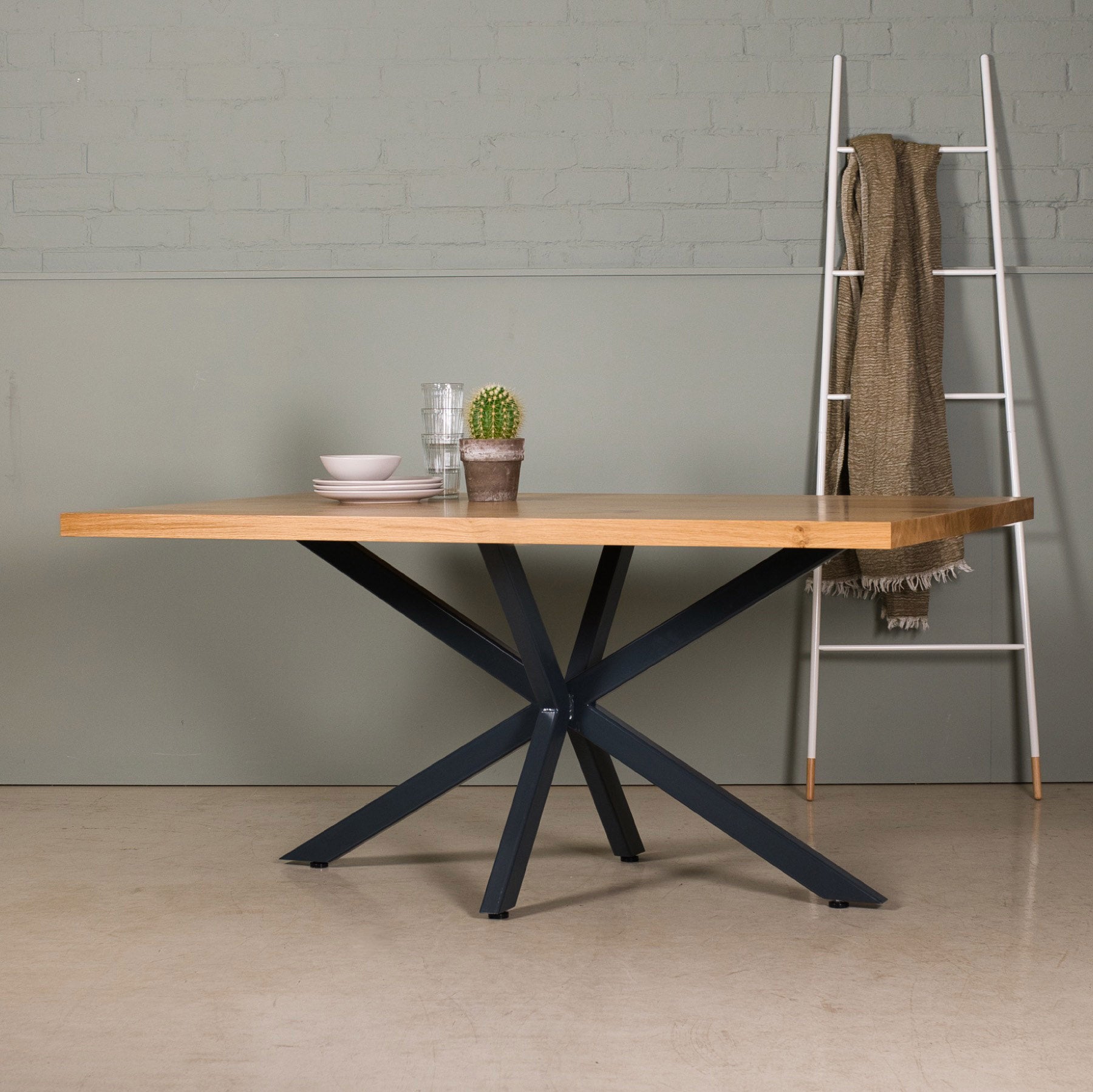 Oak Dining Table, Ando