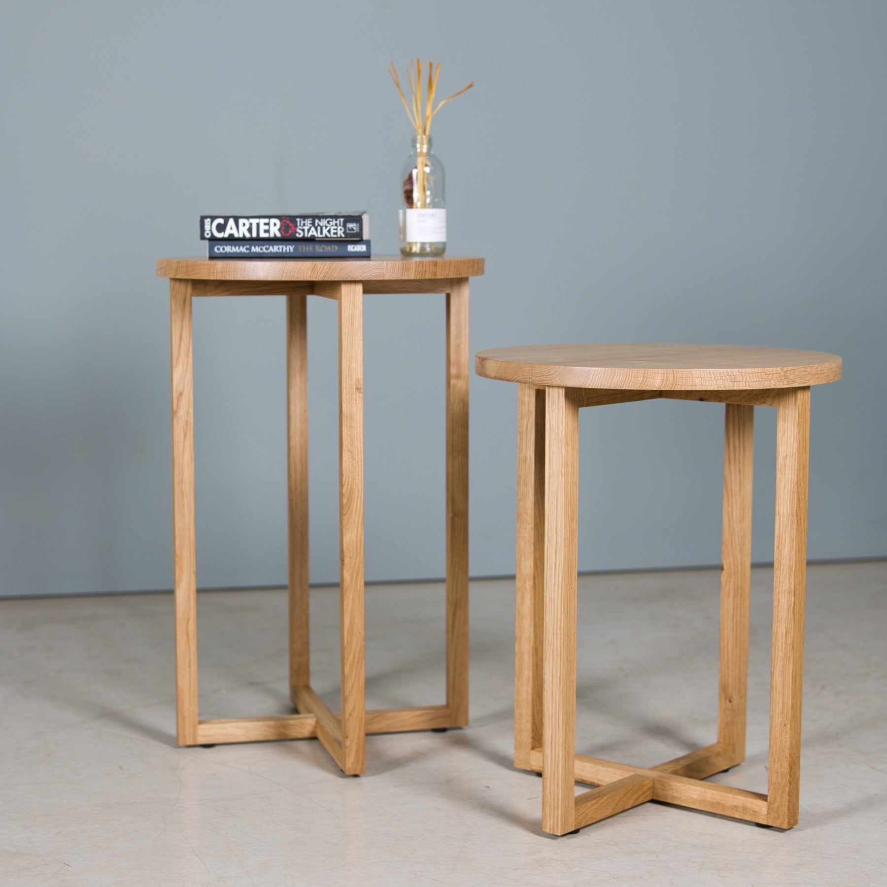Round Side Table, Kudo