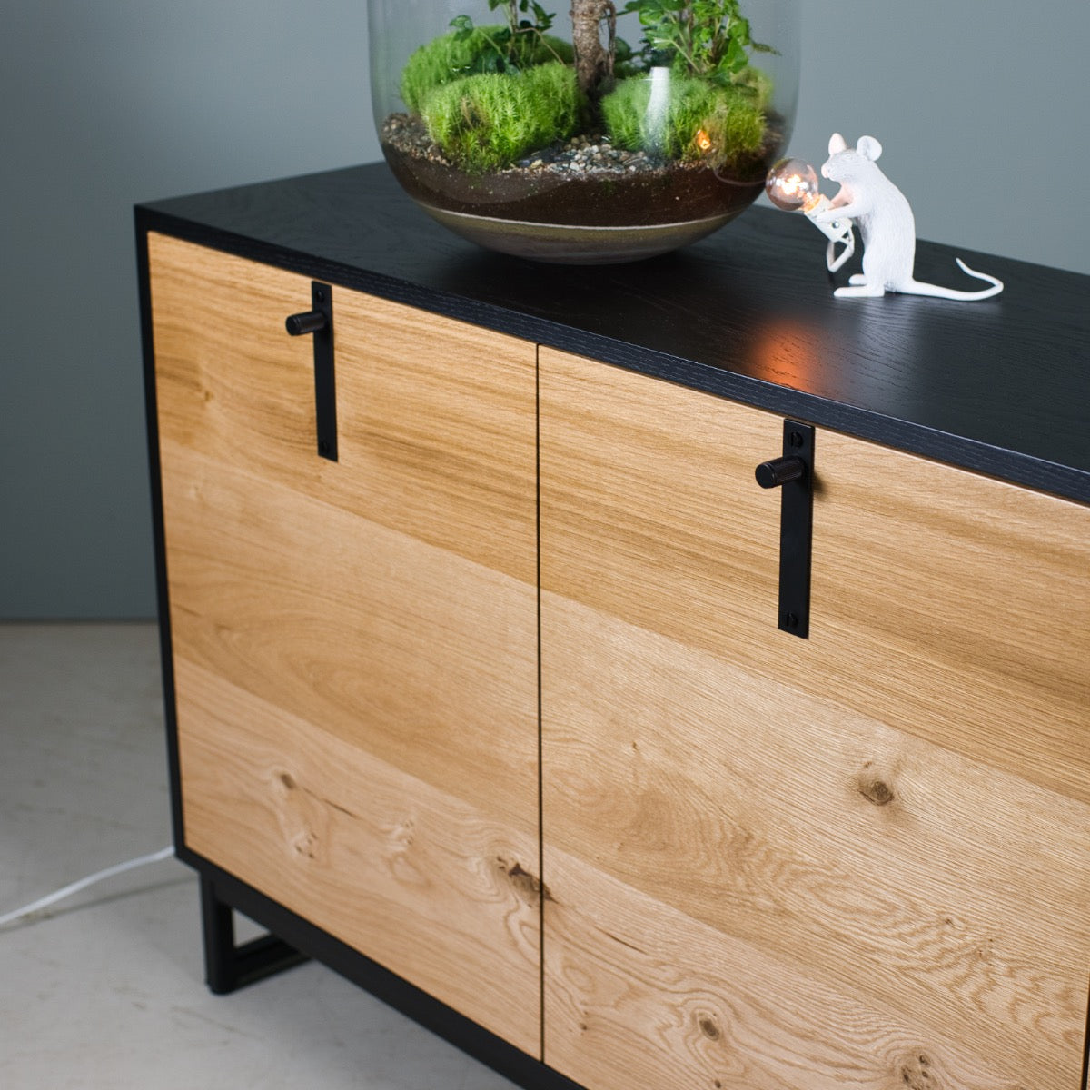 Oak Sideboard, Kae