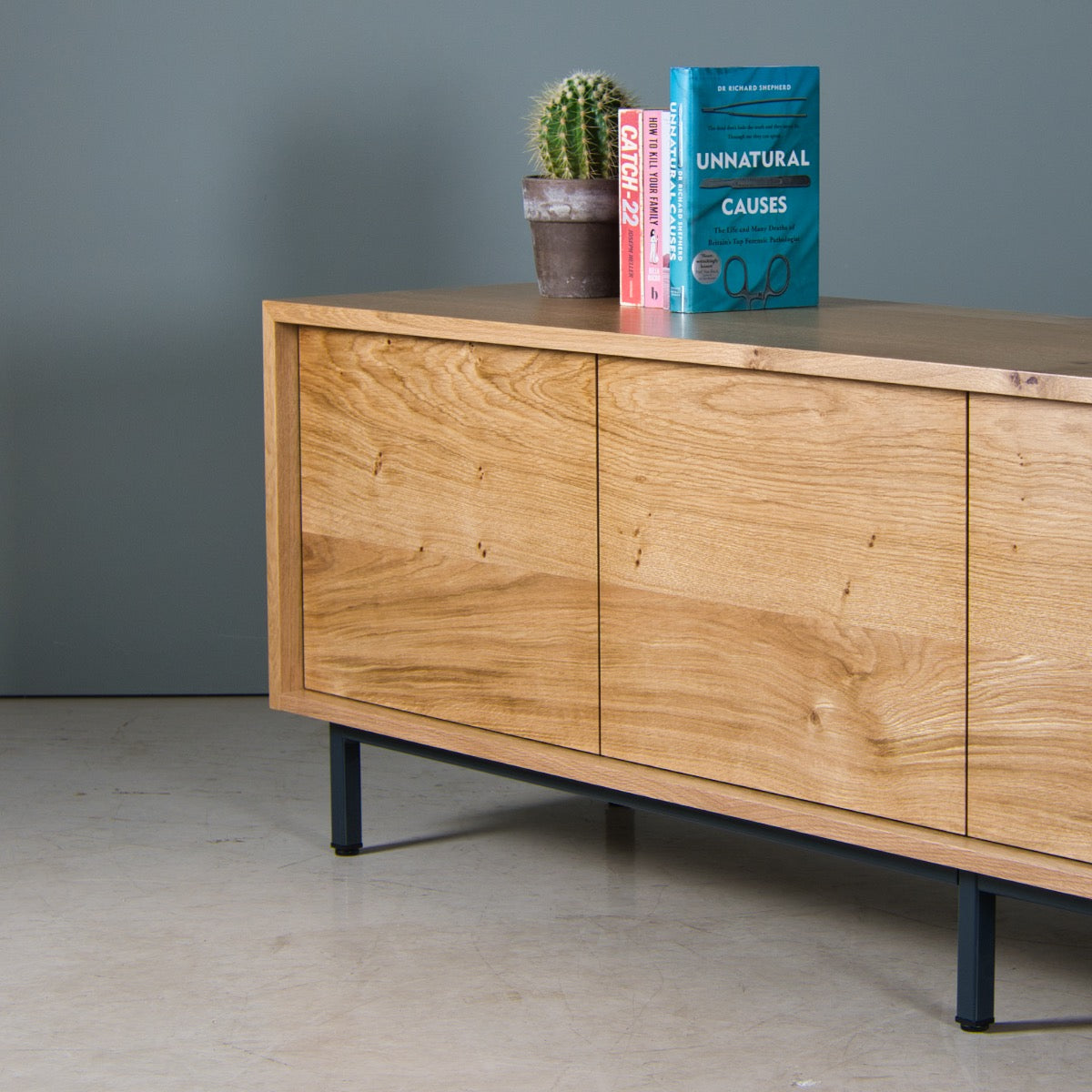 Oak TV Bench, Heko