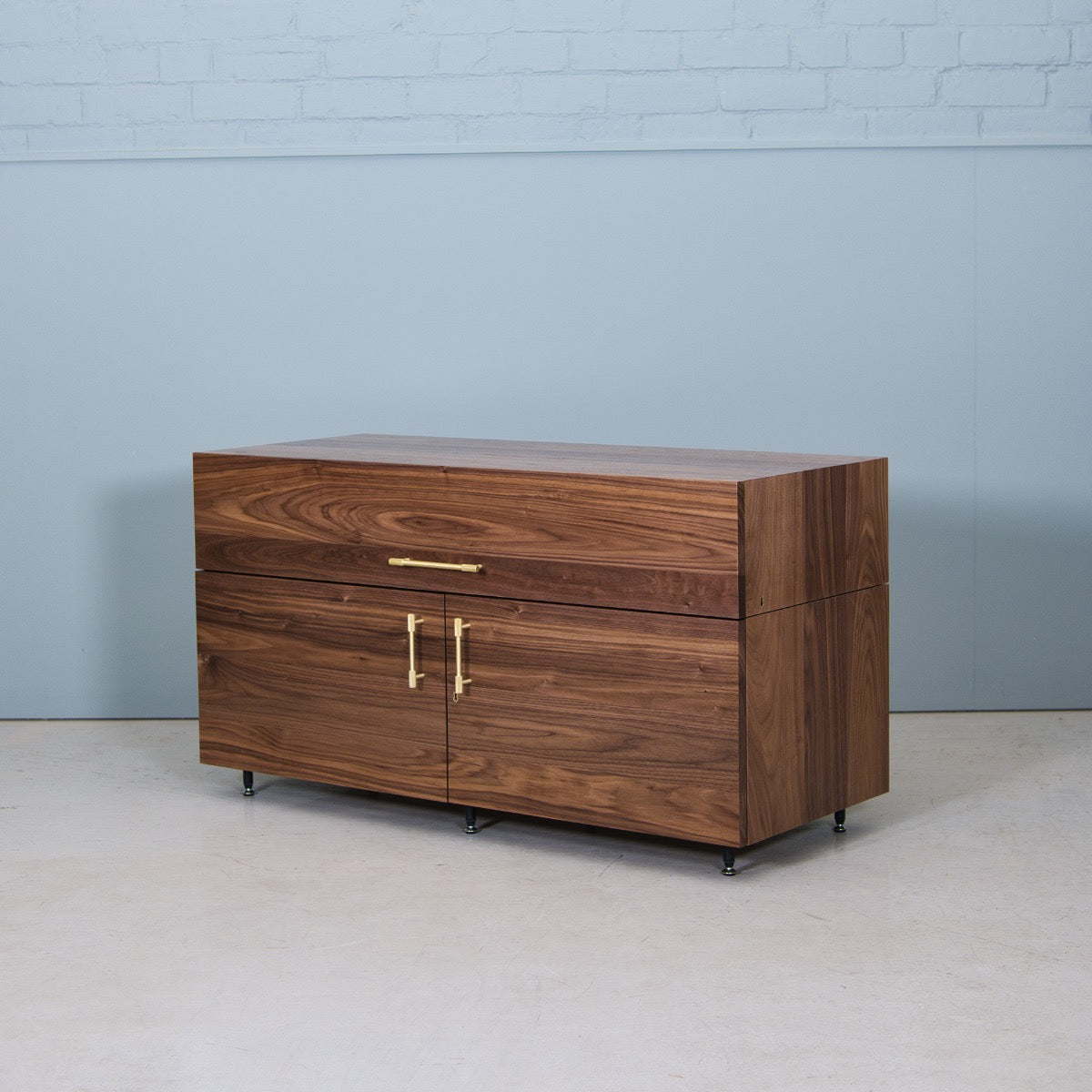 Lockable Vinyl Record Storage