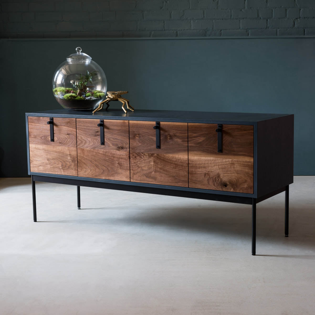 An image of the Walnut Media Unit, Nero product available from Koda Studios
