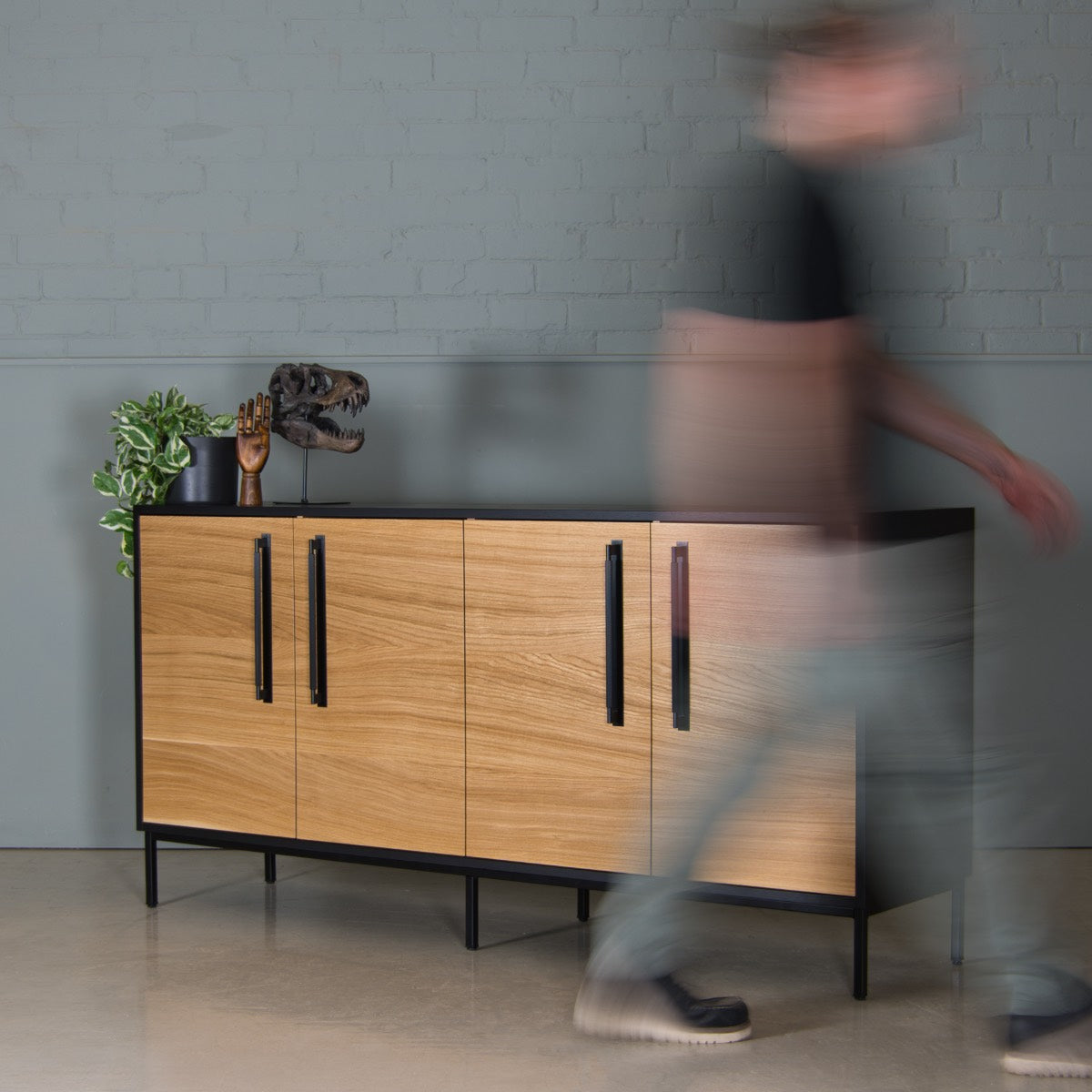 Oak Sideboard, Vue